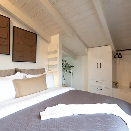 The όom Apartman Lefkáda